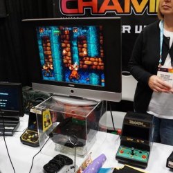 Foto do Coleco Chameleon na New York Toy Fair. Crédito: gamingistory101.com