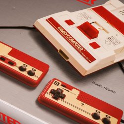 Famicom JP (Foto de Pedrux do Club 16-bit)