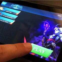 É um jogo para quem gosta de card games, free-to-play e com um sistema de regras bom e dinâmico.